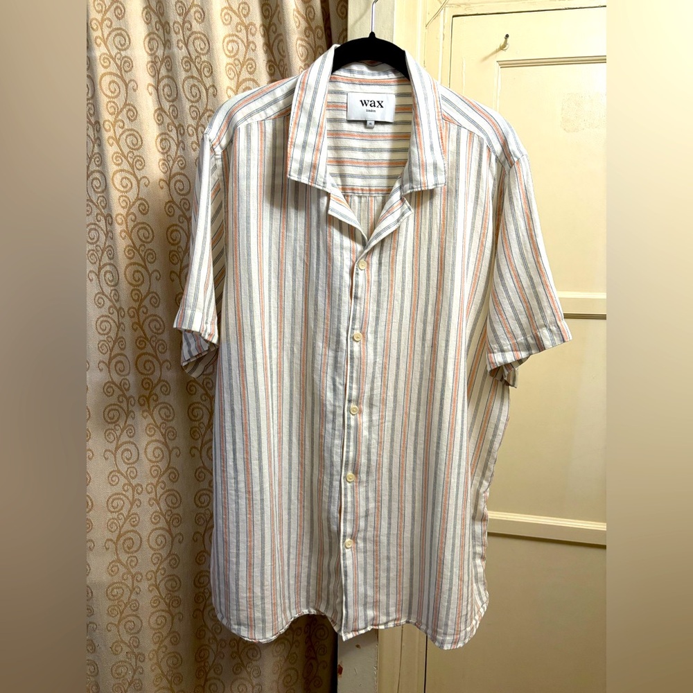 Men's Short-Sleeve Striped Button-Up Shirt in Cream and Orange